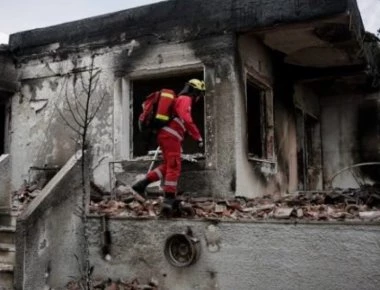 Συνεχώς αυξάνονται τα «κόκκινα» σπίτια - Στα 998 μετά από 3.505 αυτοψίες μηχανικών
